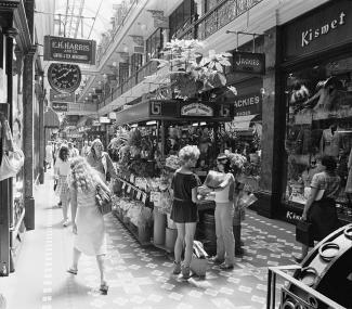 StrandArcade1982